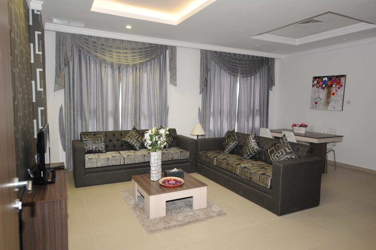 Al Muhanna Plaza Luxury Apartments Kuwait City Luaran gambar