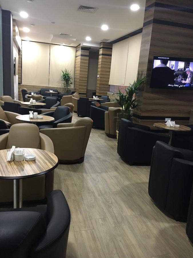 Al Muhanna Plaza Luxury Apartments Kuwait City Luaran gambar